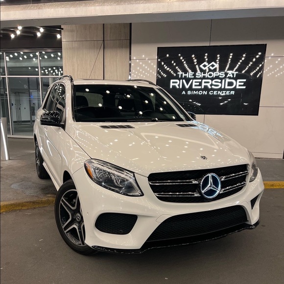 Meet your Posher, E - Picture 5 of 7